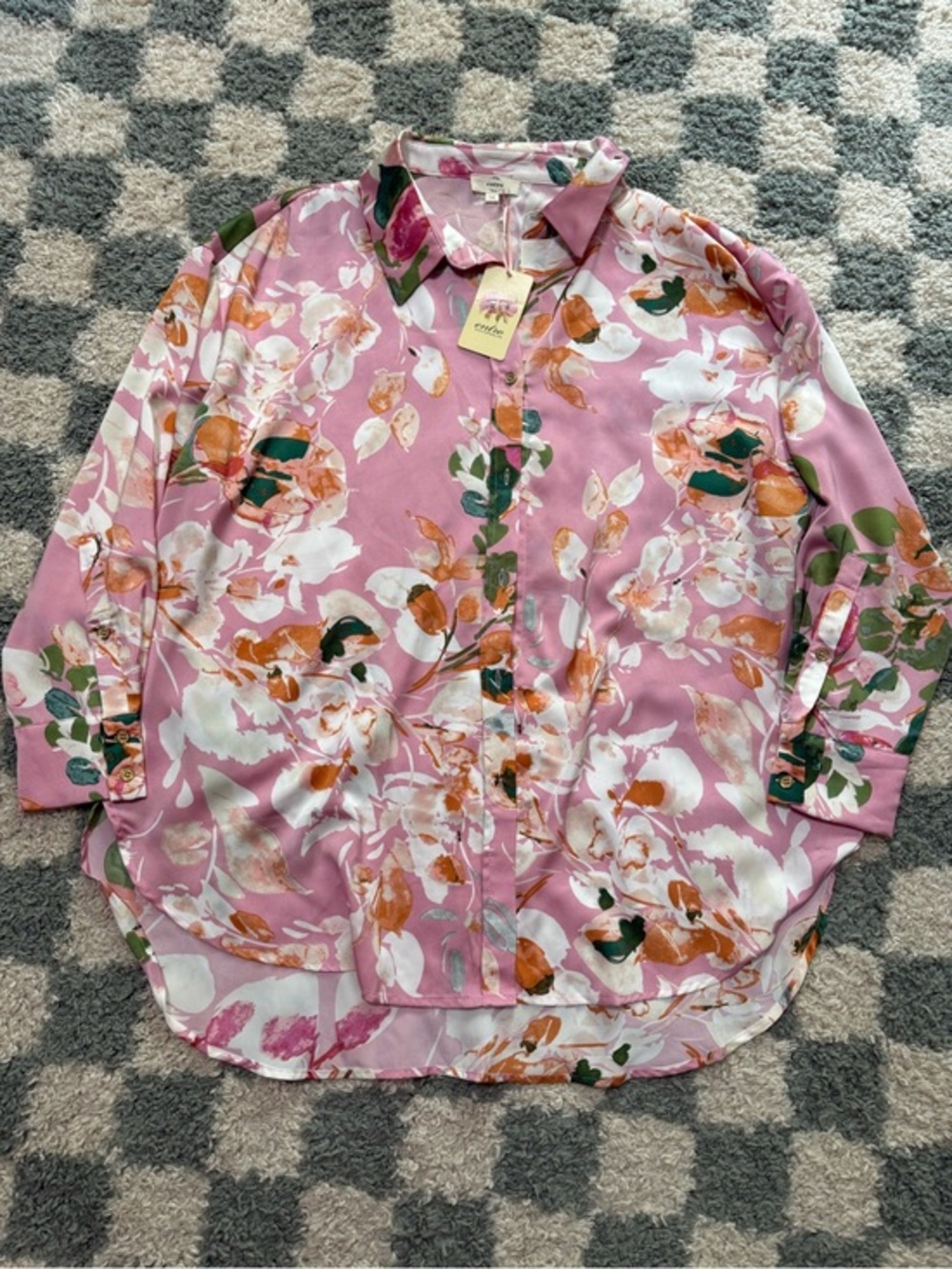 Entro New With Tags pink satin floral long sleeve button up collared blouse 1X